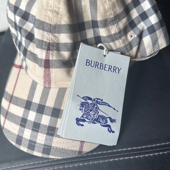 Burberry Archive Check Baseball Cup /Hat 100% Authentic - Picture 1 of 11